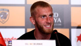 hull-citynin-golcusu-oliver-mcburnie-baskan-acun-ilicali-bana-bir-hedef-koyacaktir.jpg