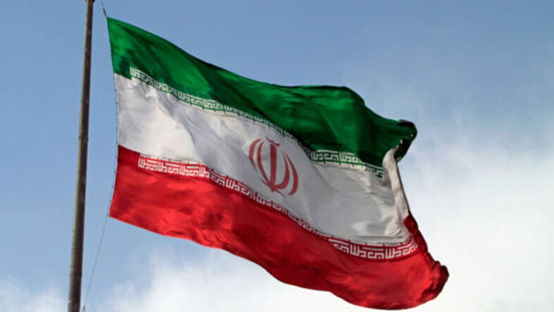 iran-saglik-bakanligi-abd-saldirilarinda-38-kisi-oldu.jpg