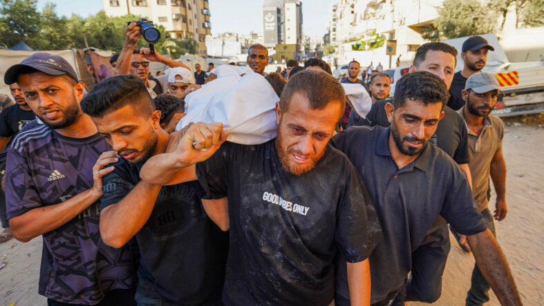 İsrail’den Gazze’de cenaze törenine saldırı: 8 ölü, 20 yaralı