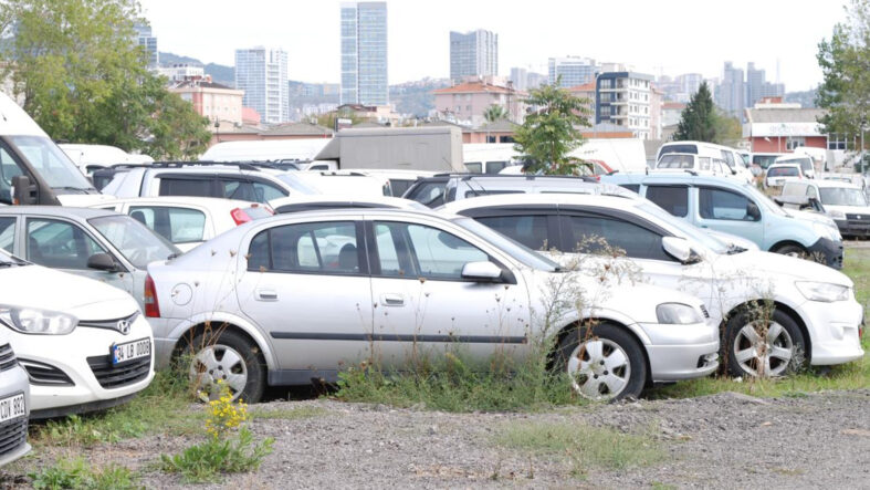 istanbulda-yediemin-otopark-ve-cekici-ucretlerine-zam.jpg
