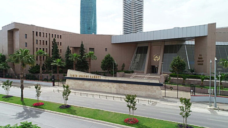 izmir-merkezli-yasa-disi-bahis-operasyonunda-20-tutuklama.jpg