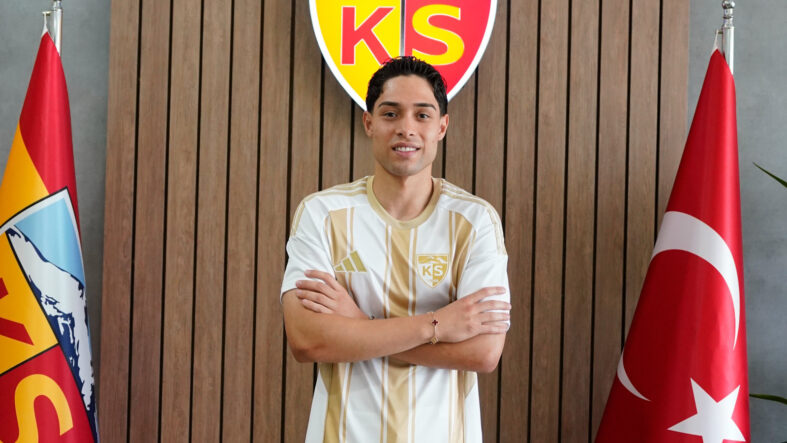 kayserispor-talha-sariarslan-ile-nikah-tazeledi.jpg