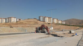 malatyada-yol-calismalari-esnasinda-gocuk-2-isci-hayatini-kaybetti.jpg