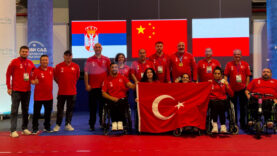 milli-para-aticilardan-sirbistandaki-dunya-kupasinda-1-altin-1-gumus-madalya.jpg