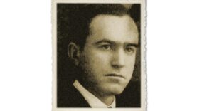 mit-aracina-kurulan-pusuyla-sehit-olan-kaskatinin-fotografini-paylasti.jpg