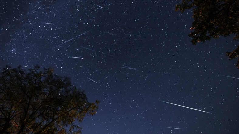 perseid-meteor-yagmuru-ne-zaman-gerceklesecek-gozunuz-gokyuzunde-olsun.jpg