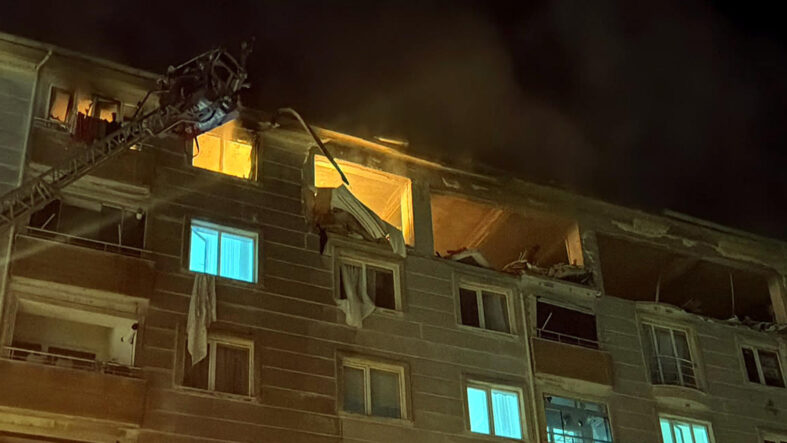 tekirdagda-apartman-dairesinde-patlama-1-olu.jpg