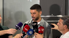 trabzonsporun-yeni-transferi-cenk-ozkacar-kente-geldi.jpg