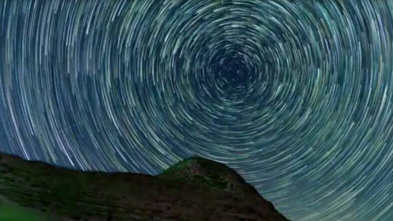van-gogh-tablosu-gibi-gokyuzu-buyuledi.jpg