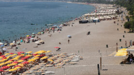 antalyada-10-milyon-turist-baraji-gecildi.jpg