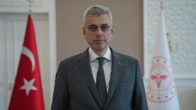 bakan-memisoglundan-havada-ilk-yardim.jpg