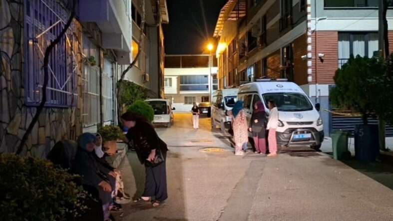 bursada-7-aylik-hamile-kadin-balkondan-duserek-oldu.jpg