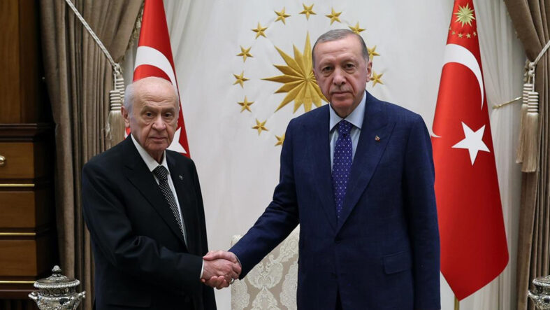 cumhurbaskani-erdogandan-bahceliye-terorsuz-turkiye-tesekkuru-surec-basariya-ulasacak.jpg