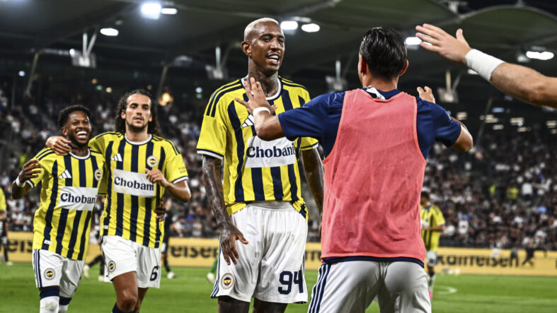 fenerbahce-lyon-maci-ne-zaman-uefa-sampiyonlar-ligi-fenerbahce-lyon-play-off-maci-hangi-kanalda.jpg