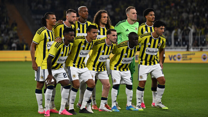 fenerbahcenin-sturm-graz-galibiyeti-sonrasi-uefa-ulke-puani-guncellendi-gozler-besiktasta.jpg