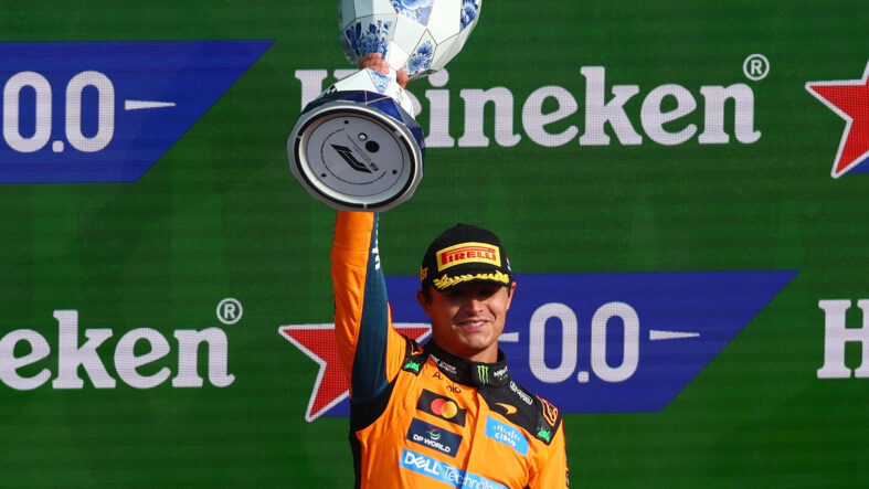 formula-1-takimi-mclaren-buyuk-britanyali-pilotu-lando-norris-ile-yeni-sozlesme-imzaladi.jpg