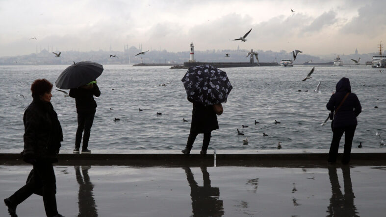 meteorolojiden-istanbul-ve-ankara-dahil-68-il-icin-kuvvetli-saganak-uyarisi-sel-riskine-dikkat.jpg