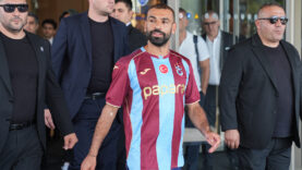 mohamed-salah-ters-kose-yapti-trabzonspordaki-forma-numarasi-belli-oldu.jpg
