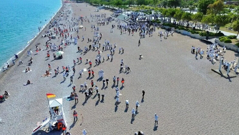 plajlarda-yeni-donem-yonetmelik-degisti-resmi-gazetede-yayimlandi.jpg