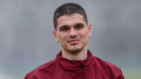 trabzonspor-ayriligi-resmen-duyurdu-al-jaziraya-transfer-oldu.jpg