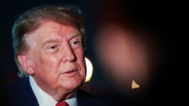 trump-bir-ulkeyi-daha-hedefe-koydu-acik-acik-tehdit-etti-fena-halde-bombalarim.jpg
