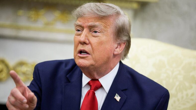 trump-irandan-son-50-yil-icinde-oldurdugu-insanlar-icin-tazminat-talep-edecegini-soyledi.jpg