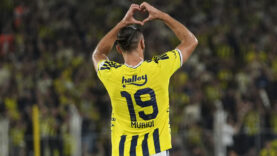 vedat-muricten-lyon-maci-oncesi-uyari-bizi-sindirmeye-calisacaklar-ama-cok-kaliteli-ayaklarimiz-var.jpg