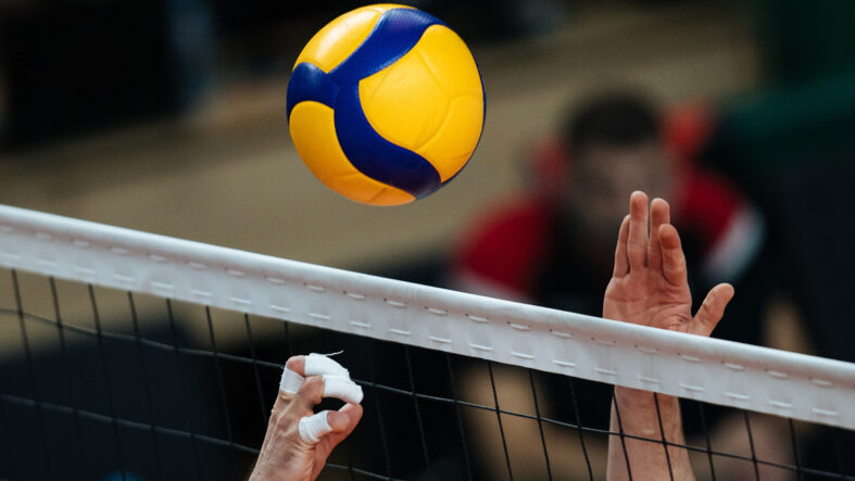 voleybol-erkekler-milletler-ligi-finalinde-polonya-ile-abd-sampiyonluk-icin-karsilasacak.jpg