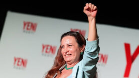 yeni-parti-manisa-il-baskani-ilksen-ozalper-gozaltina-alindi.jpg