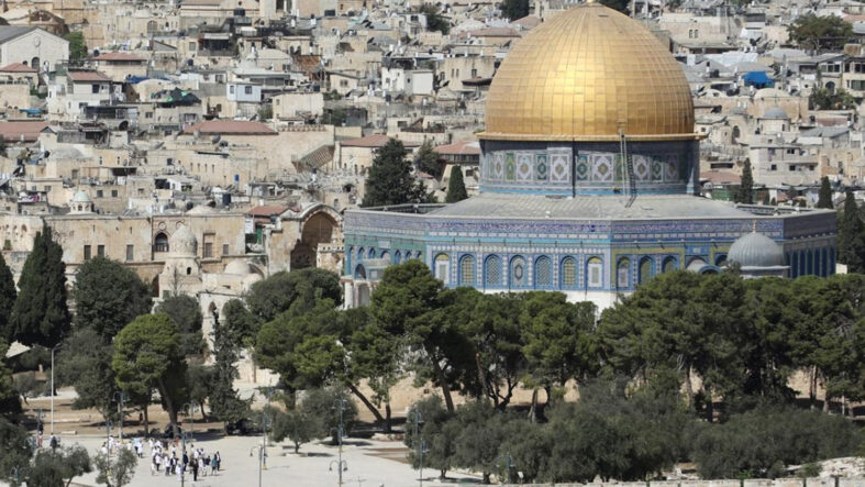 480-israilli-mescid-i-aksaya-baskin-duzenledi.jpg