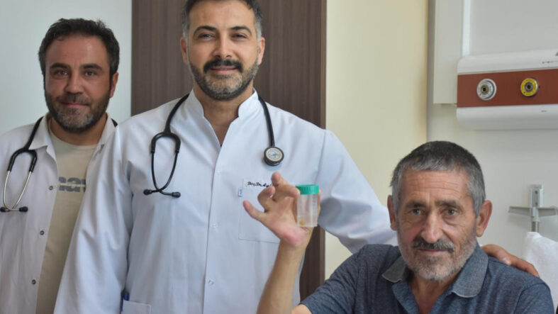 6-ay-boyunca-akcigerinde-tasidi-kitle-sanilan-cismin-sarmisak-cikti.jpg
