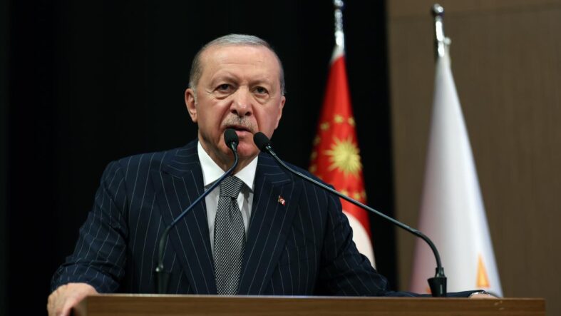 ak-parti-merkez-yurutme-kurulu-toplaniyor.jpg