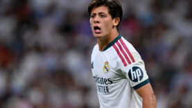 arda-guler-frikikten-yazdi-real-madrid-son-dakikada-guldu.jpg