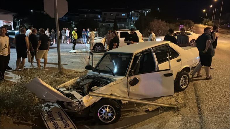 aydinda-zincirleme-trafik-kazasi-1-olu-1-yarali.jpg