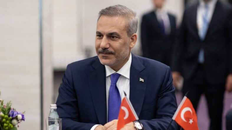bakan-fidan-libyada-baris-birlik-ve-refah-icin-uluslararasi-destek-konulu-toplantiya-katildi.jpg