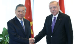 cumhurbaskani-erdogan-vietnam-devlet-baskani-to-lam-ile-gorustu-stratejik-ortaklik-mesaji.jpg