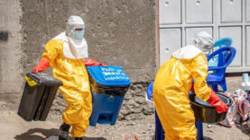 ebola-salgininda-korkutan-tablo-8-bin-67-vaka-3-bin-901-olum.jpg