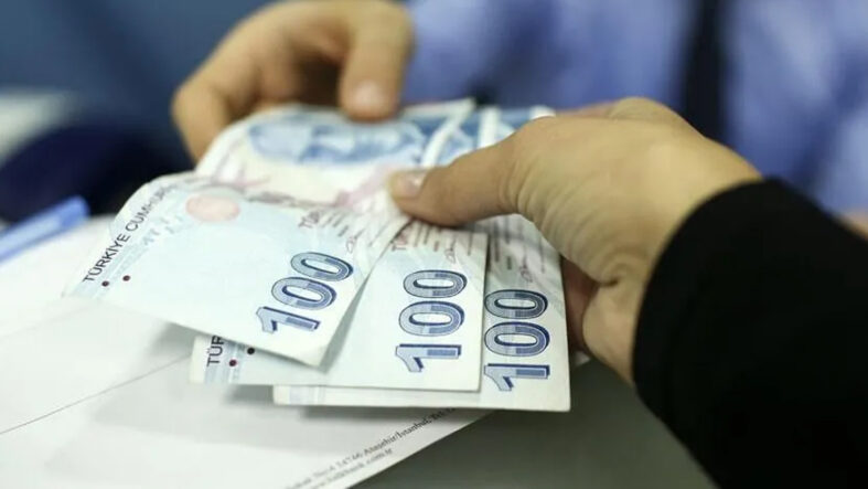 emekli-promosyonunda-yeni-esik-odemeler-35-bin-tlye-kadar-cikti.jpg