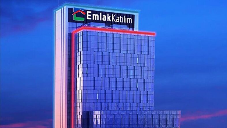 emlak-katilim-katilimevim-ve-birevimi-satin-almak-icin-masaya-oturdu.jpg