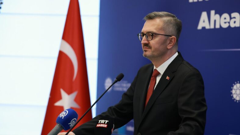 iletisim-baskani-duran-istanbul-havalimaninin-uluslararasi-hava-ulasimindaki-konumunu-daha-da-pekisecek.jpg