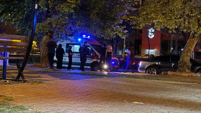 kayseride-trafikte-yan-bakma-kavgasi-kanli-bitti-1-yarali.jpg