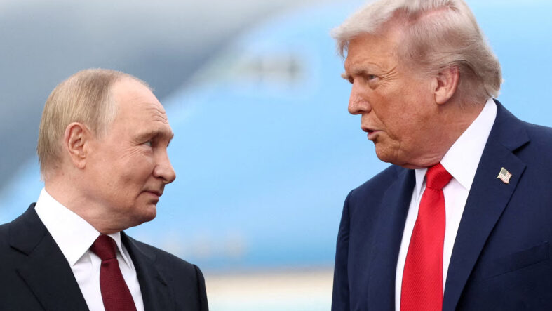 Kremlin duyurdu: Putin ve Trump telefonda görüştü