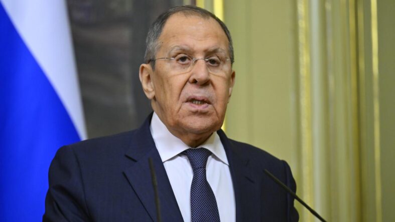 lavrov-avrupalilar-bize-saldirirlarsa-bu-savas-farkli-olacak-ve-cok-kisa-surecek.jpg