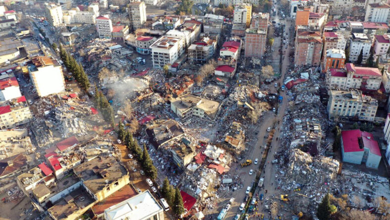 marmarada-deprem-tartismasi-buyuyor.jpg
