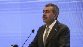 milli-egitim-bakani-tekin-acikladi-ara-tatil-devam-edecek-mi-kalkiyor-mu.jpg