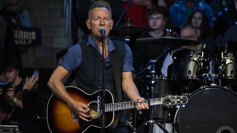 muzigin-efsanesi-bruce-springsteen-hayranlari-icin-heyecan-verici-bir-haber-verdi.jpg