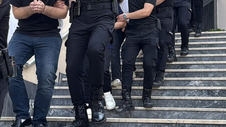 piyasa-dolandiriciligi-sorusturmasinda-11-gozalti.jpg