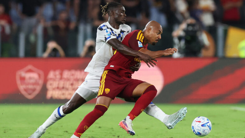 roma-fenerbahce-macinda-formasinda-yer-alan-sponsoru-kullanamayacak.jpg