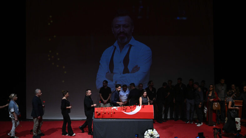 serhat-kilica-veda-gozyaslariyla-ugurlandi.jpg
