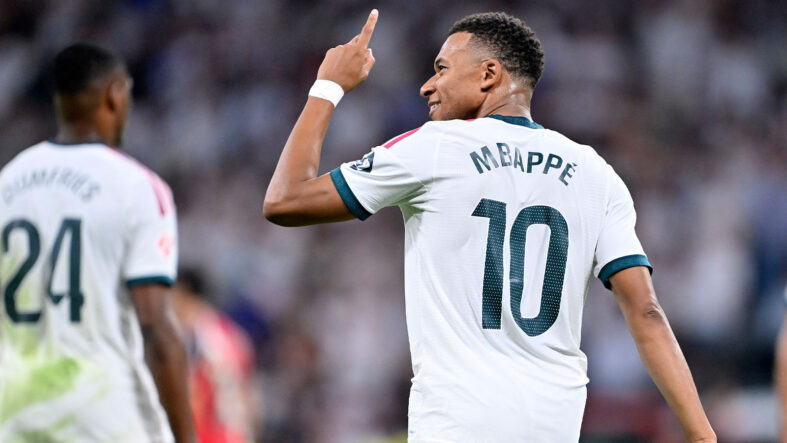 spor-markasi-on-kylian-mbappe-ile-anlasti.jpg